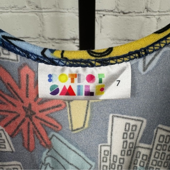 Dot Dot Smile New York Print Empire Dress Size 7 - Picture 3 of 6